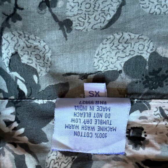 Pine Cone Hill Fine Linens Pajama Top Women's Gray White Flowers Print | Sz XS - Picture 12 of 12